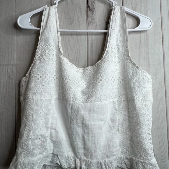 Miss Me White Eyelet Lace-Up Blouse - Picture 4 of 7